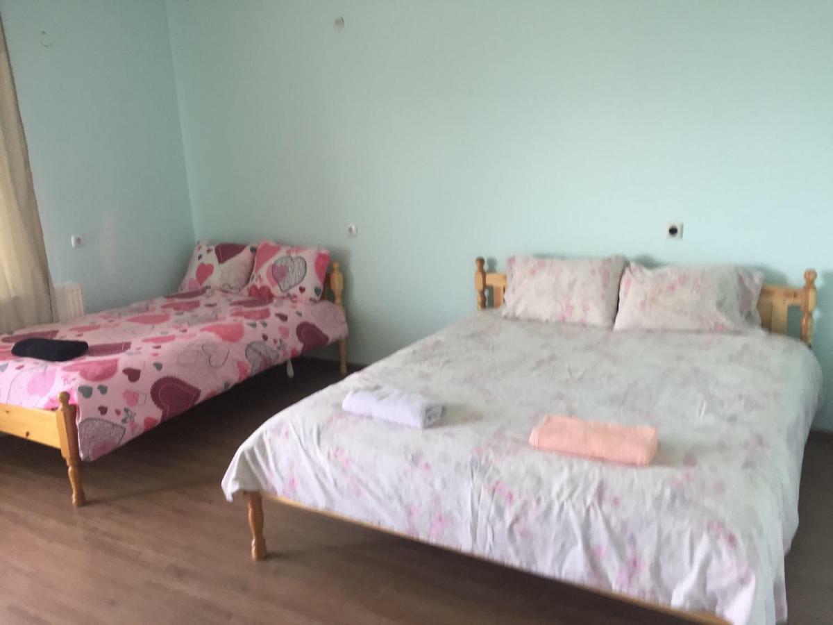 Guest House Agush Kribul Eksteriør billede